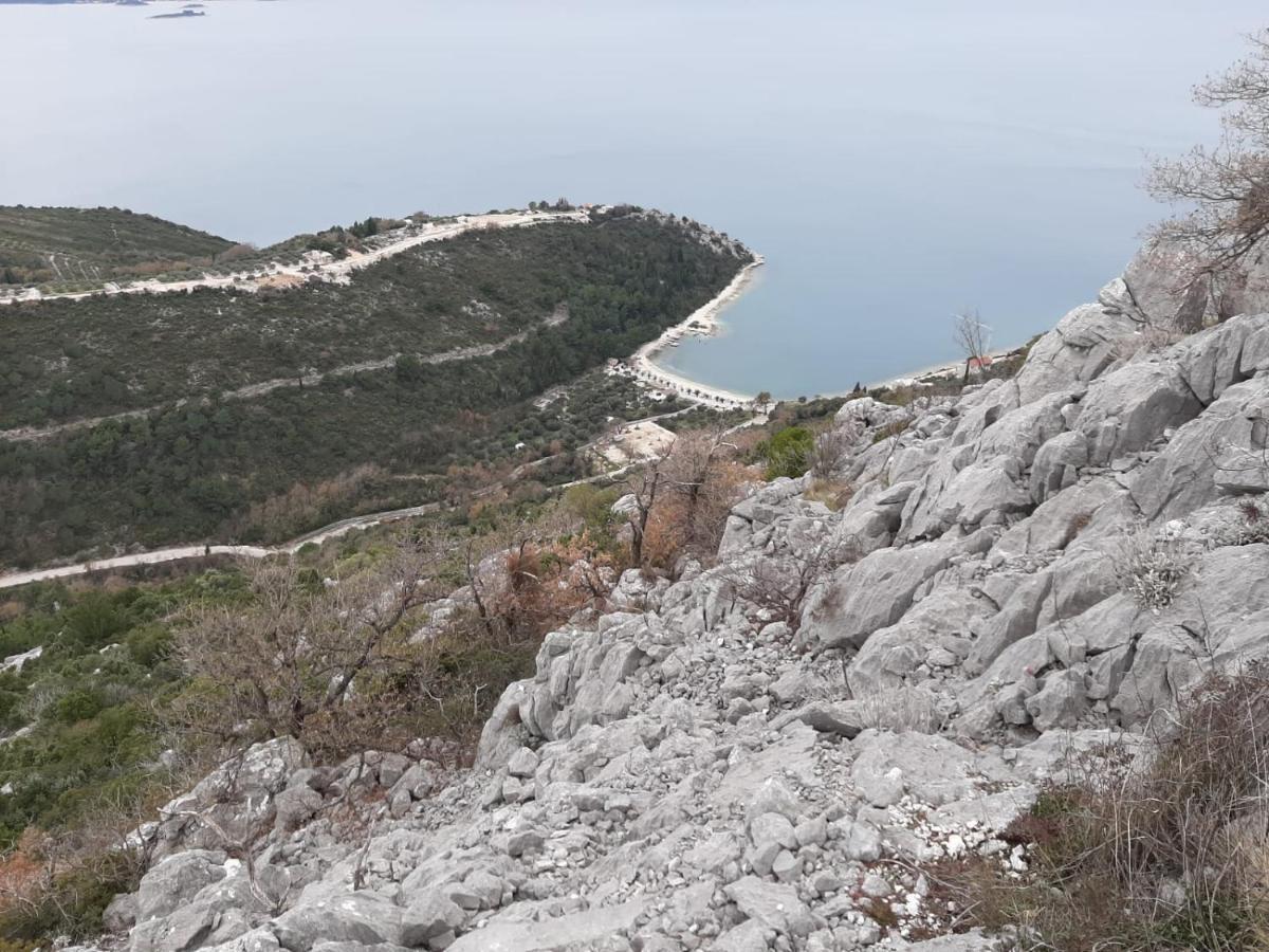 Apartmani Kremena Small Beach 200M 클레크 외부 사진