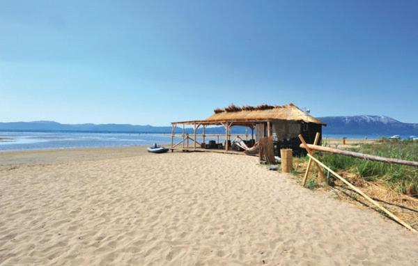 Apartmani Kremena Small Beach 200M 클레크 외부 사진