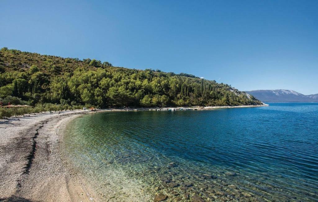 Apartmani Kremena Small Beach 200M 클레크 외부 사진